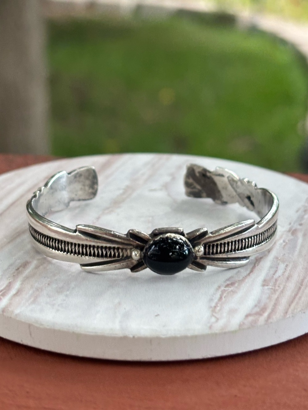 Wilson Begay Navajo Sterling Silver Black Onyx Cuff Bracelet Small Wrist 53mm